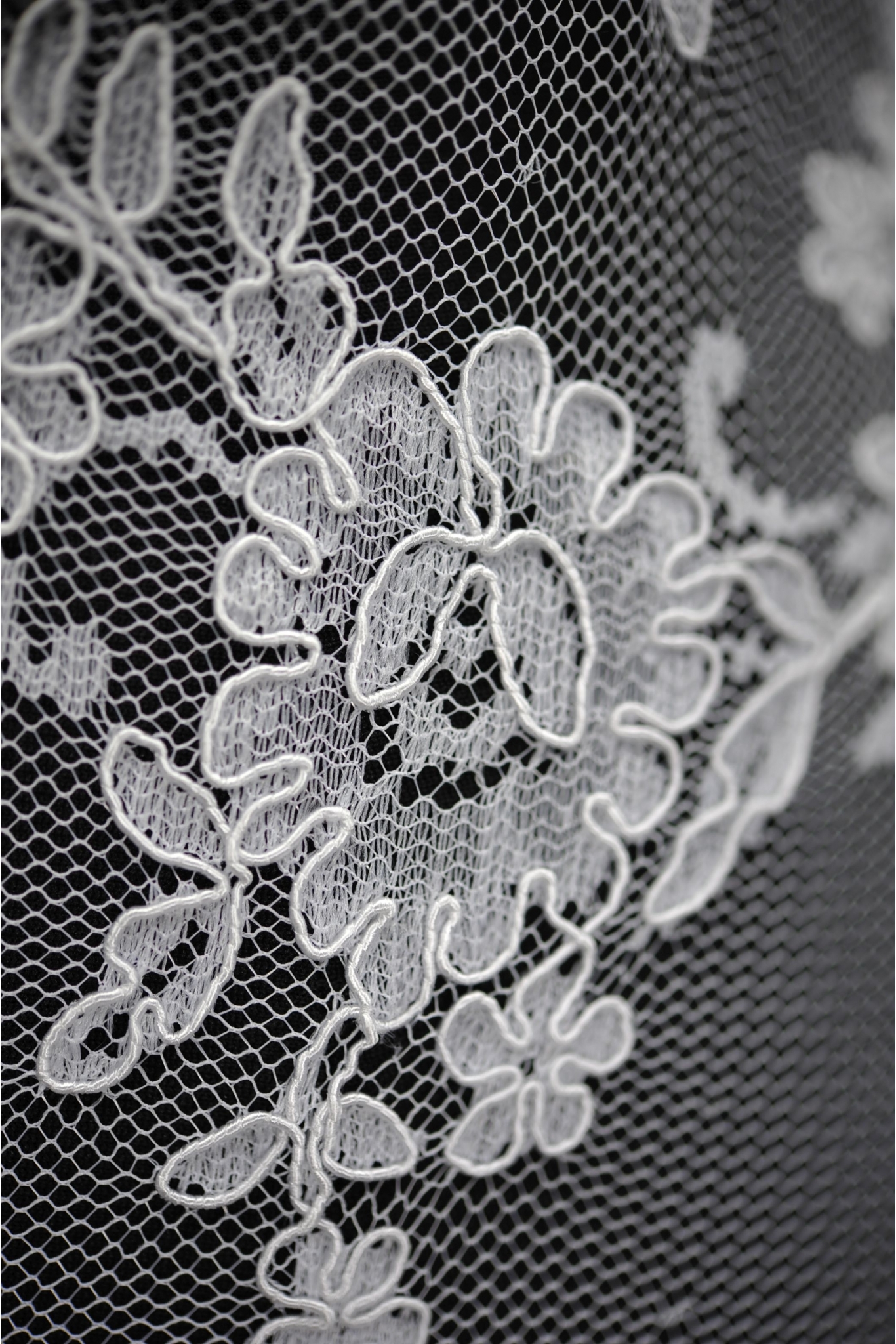 BRIDAL LACE W6756