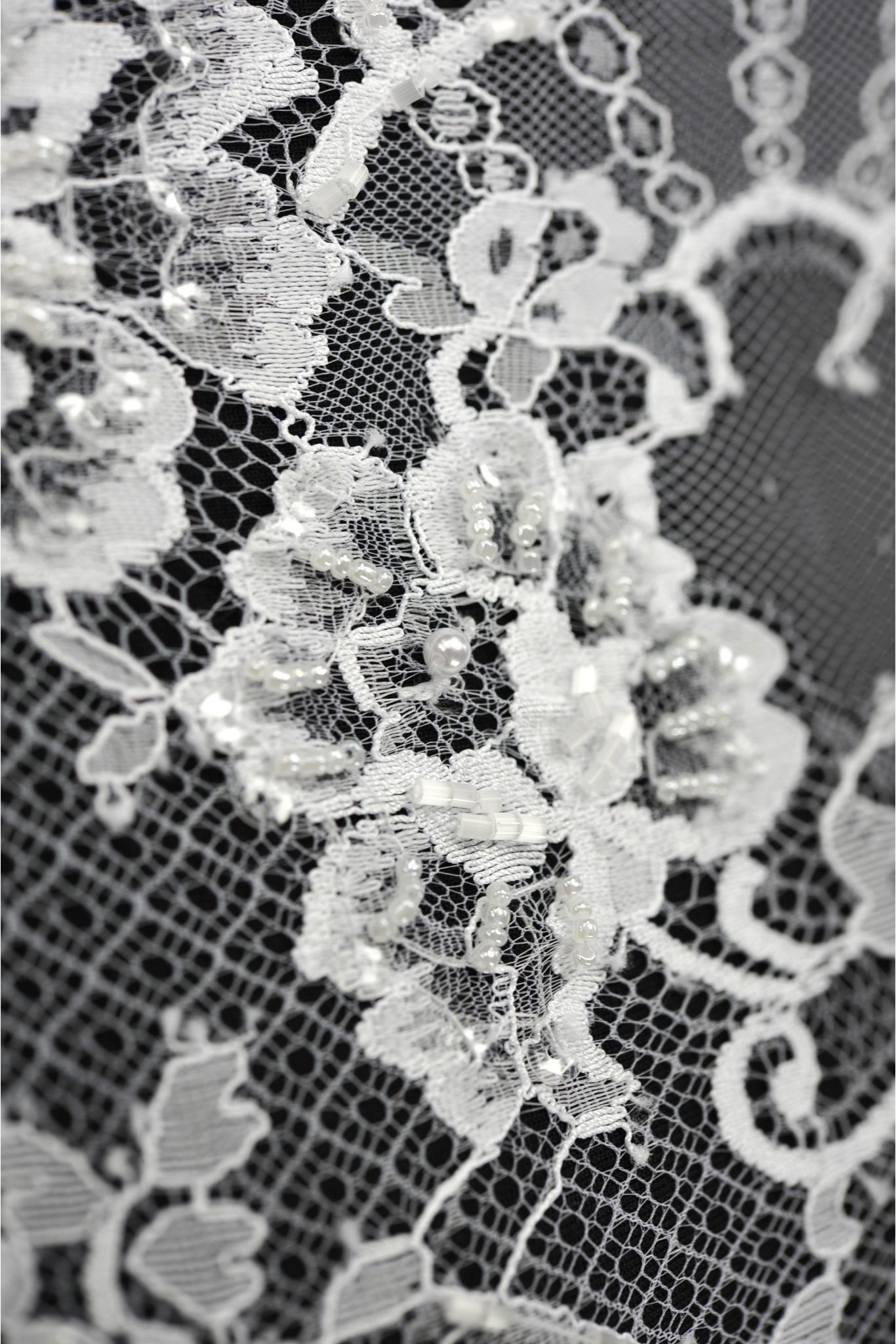 W32143 UNTERLAGE VERZIERT