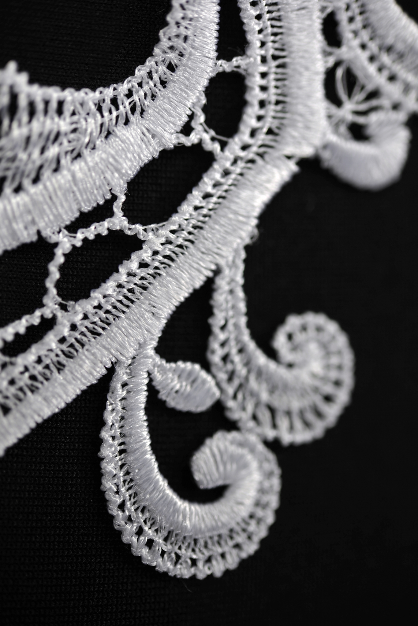 GUIPURE MOTIF 4487 PAIR