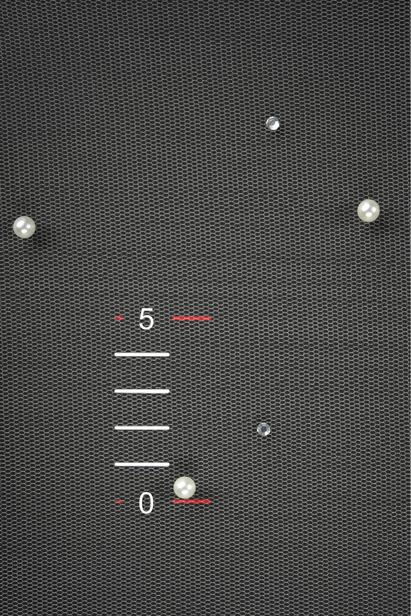 TIUL ZDOBIONY PEREŁAMI C219