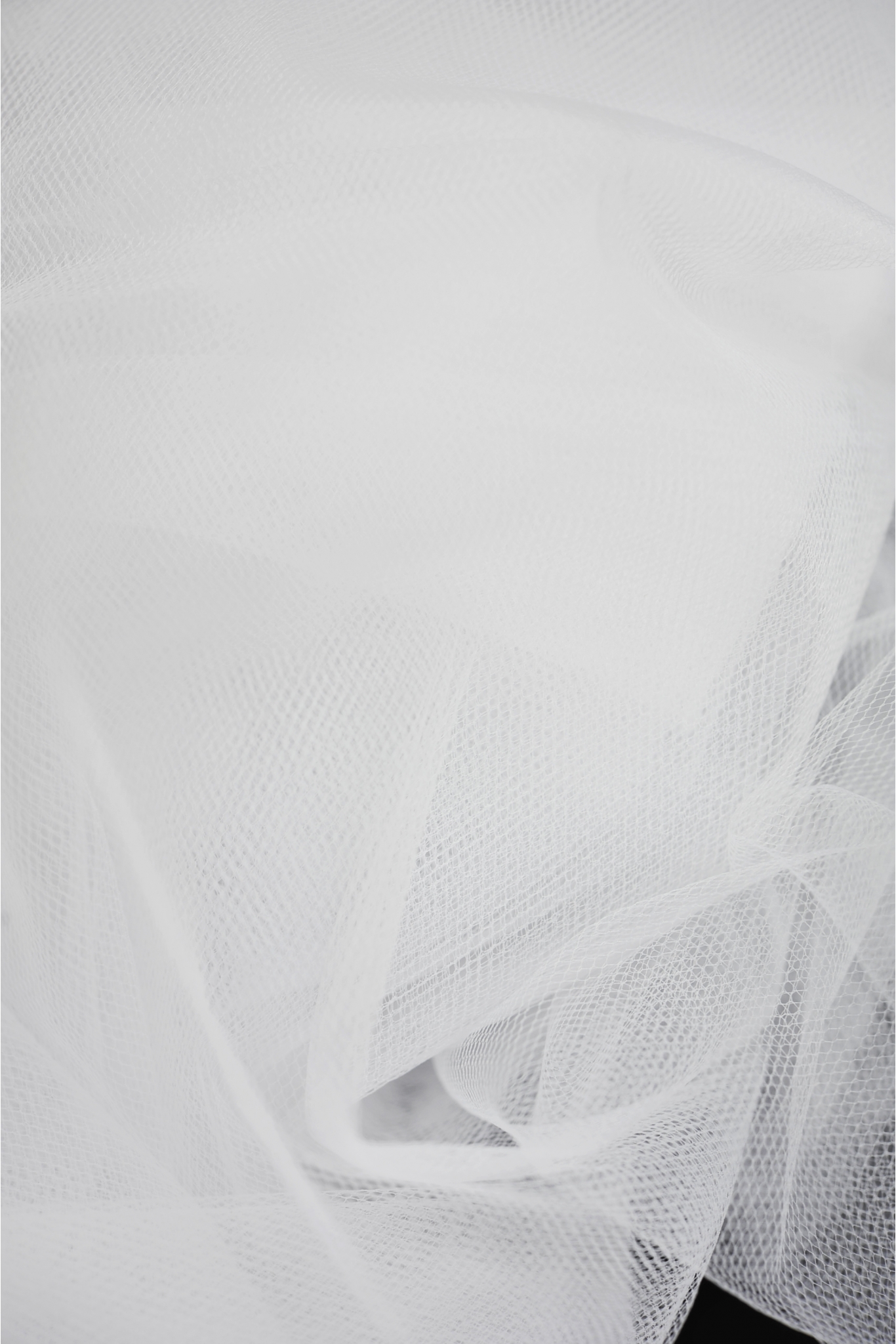 TIUL211 ITALIAN MATT TULLE