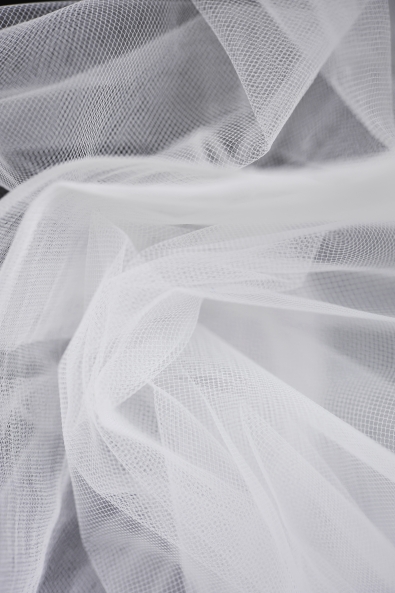 MEDIUM VEIL TULLE N39