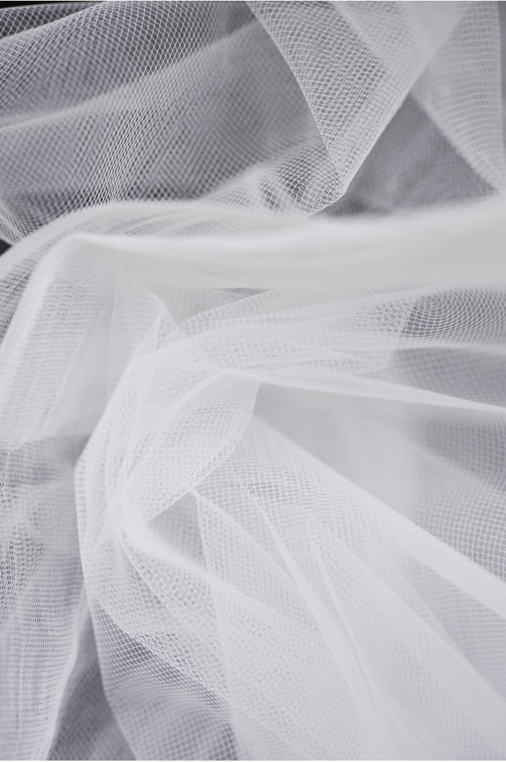 MEDIUM VEIL TULLE N39