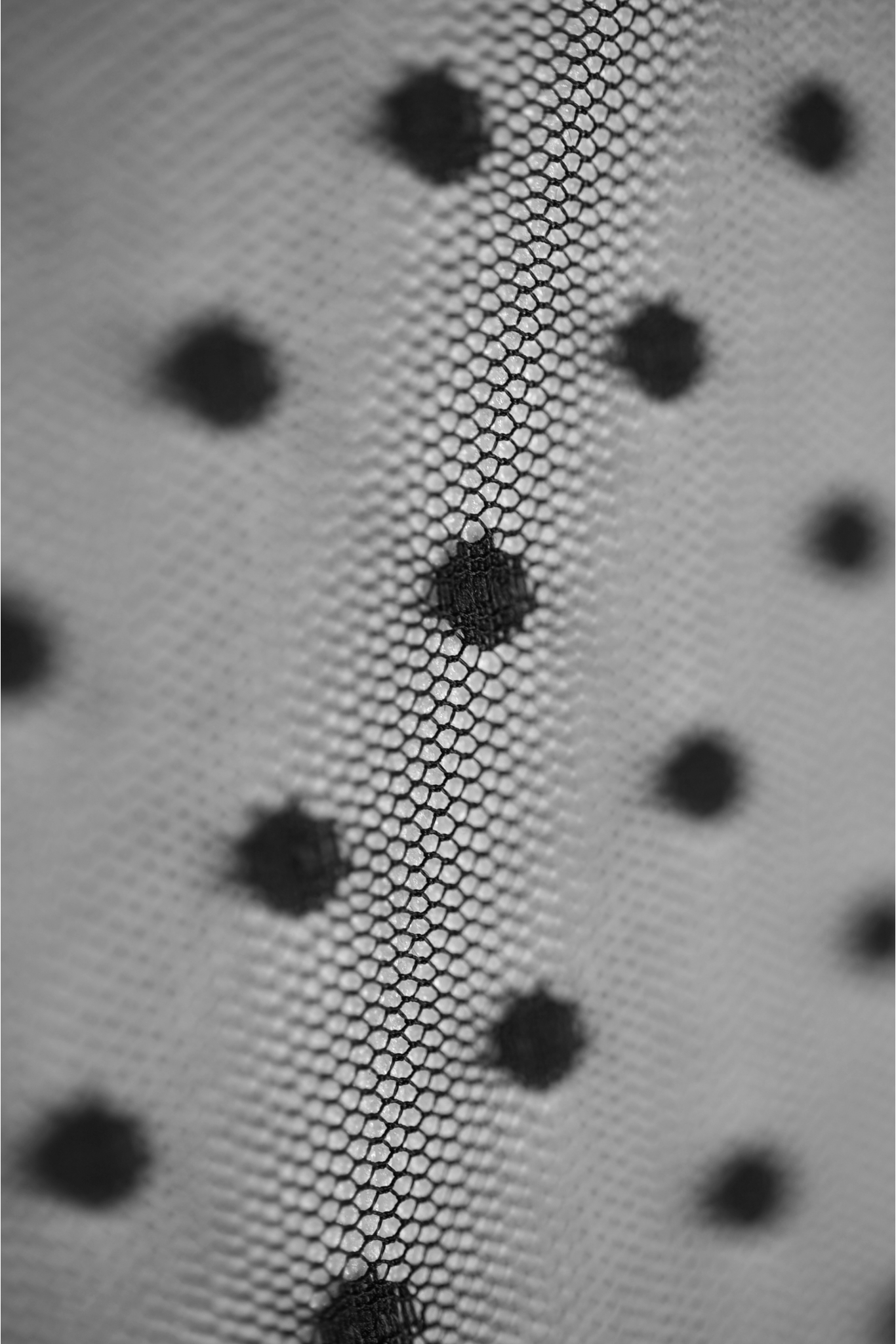 SHM4045 FLOCKED DOT MESH TULLE