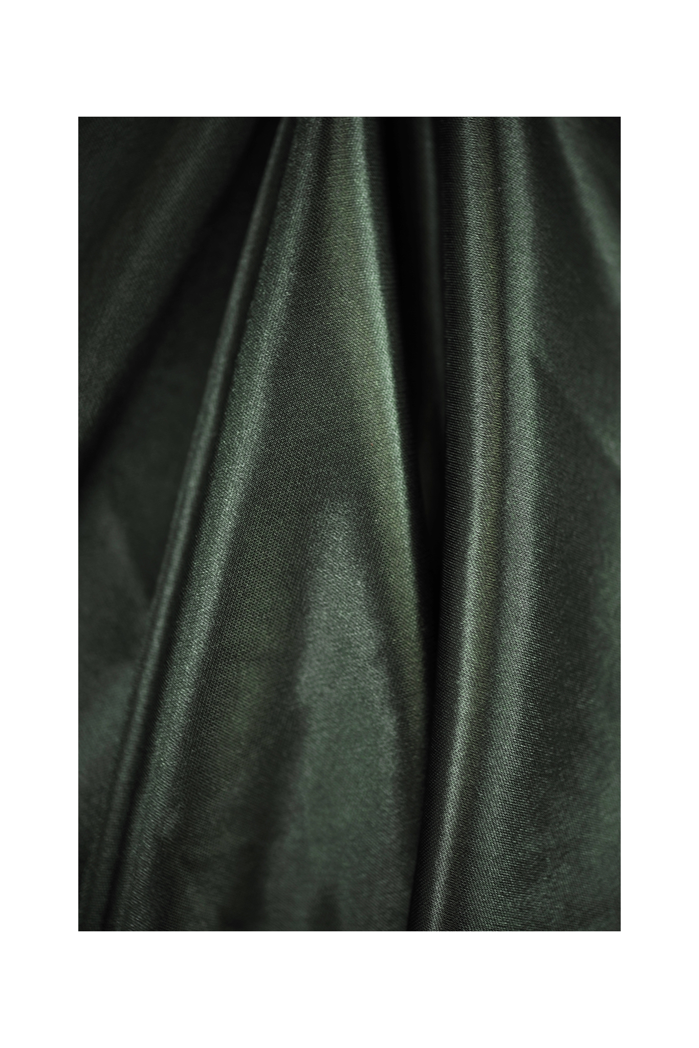 LIGHTWEIGHT AND SOFT STRETCH SATIN S354