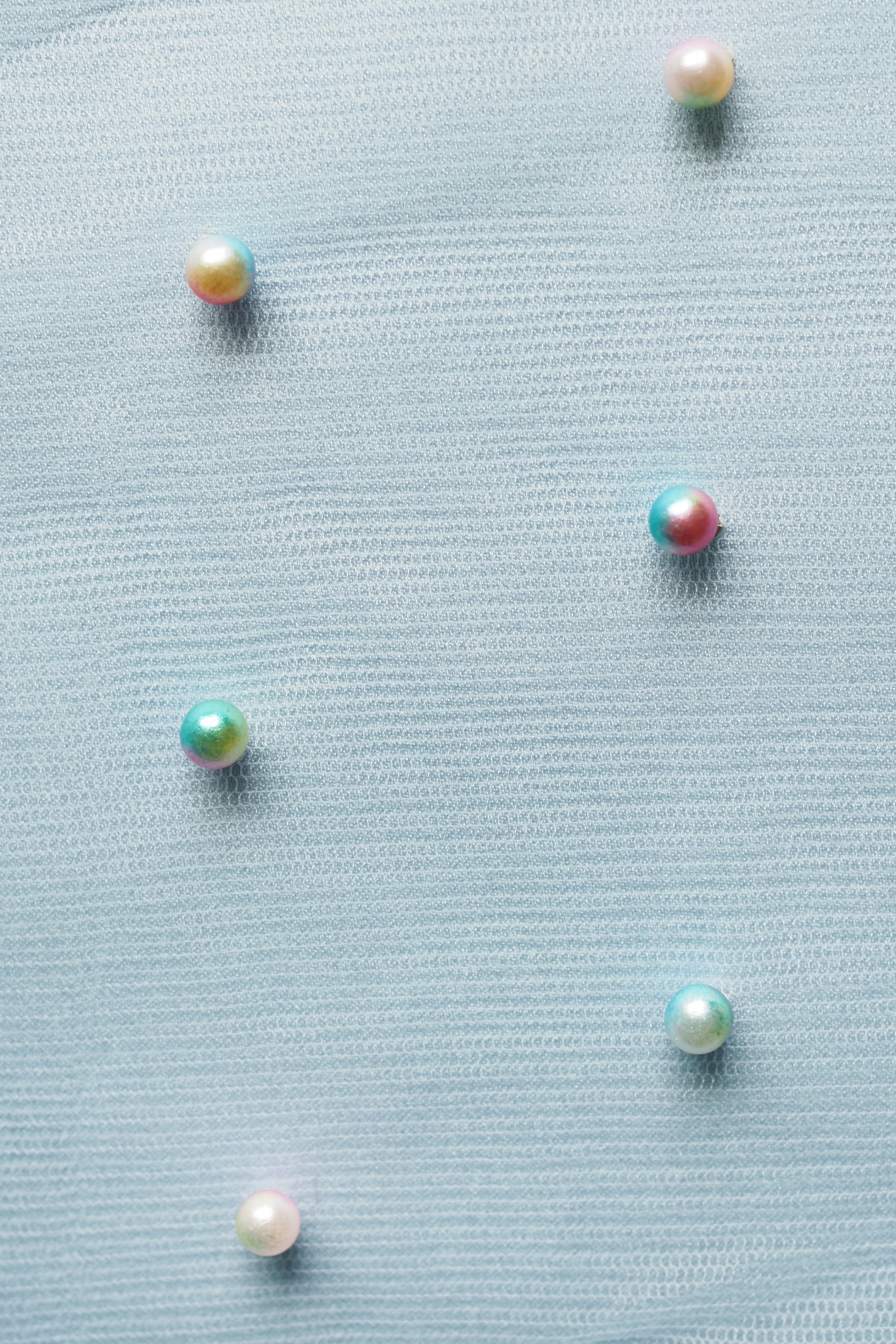 TÜLL RAINBOW DICHT MIT PERLEN VERZIERT