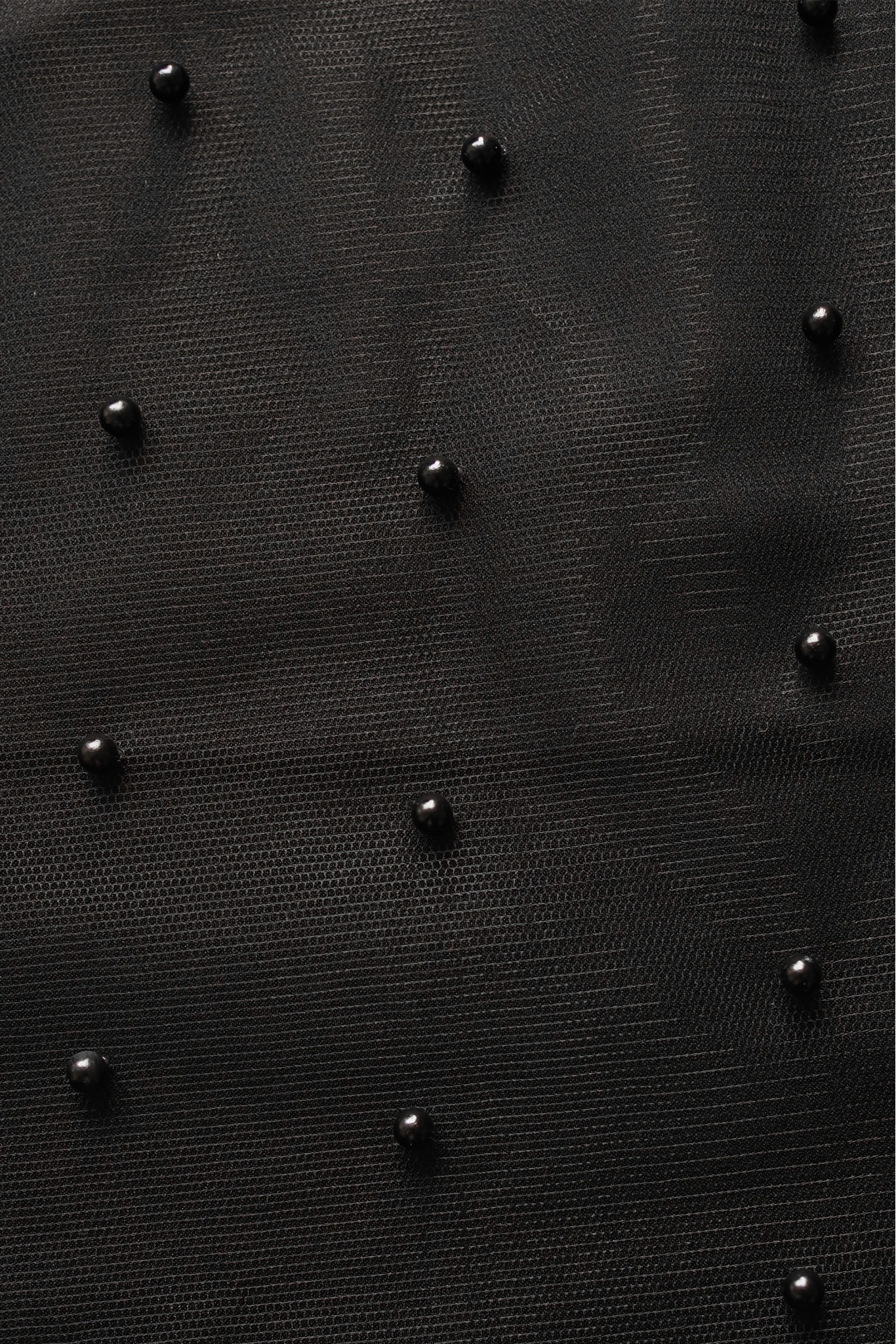 TÜLL DICHT MIT PERLEN VERZIERT C148