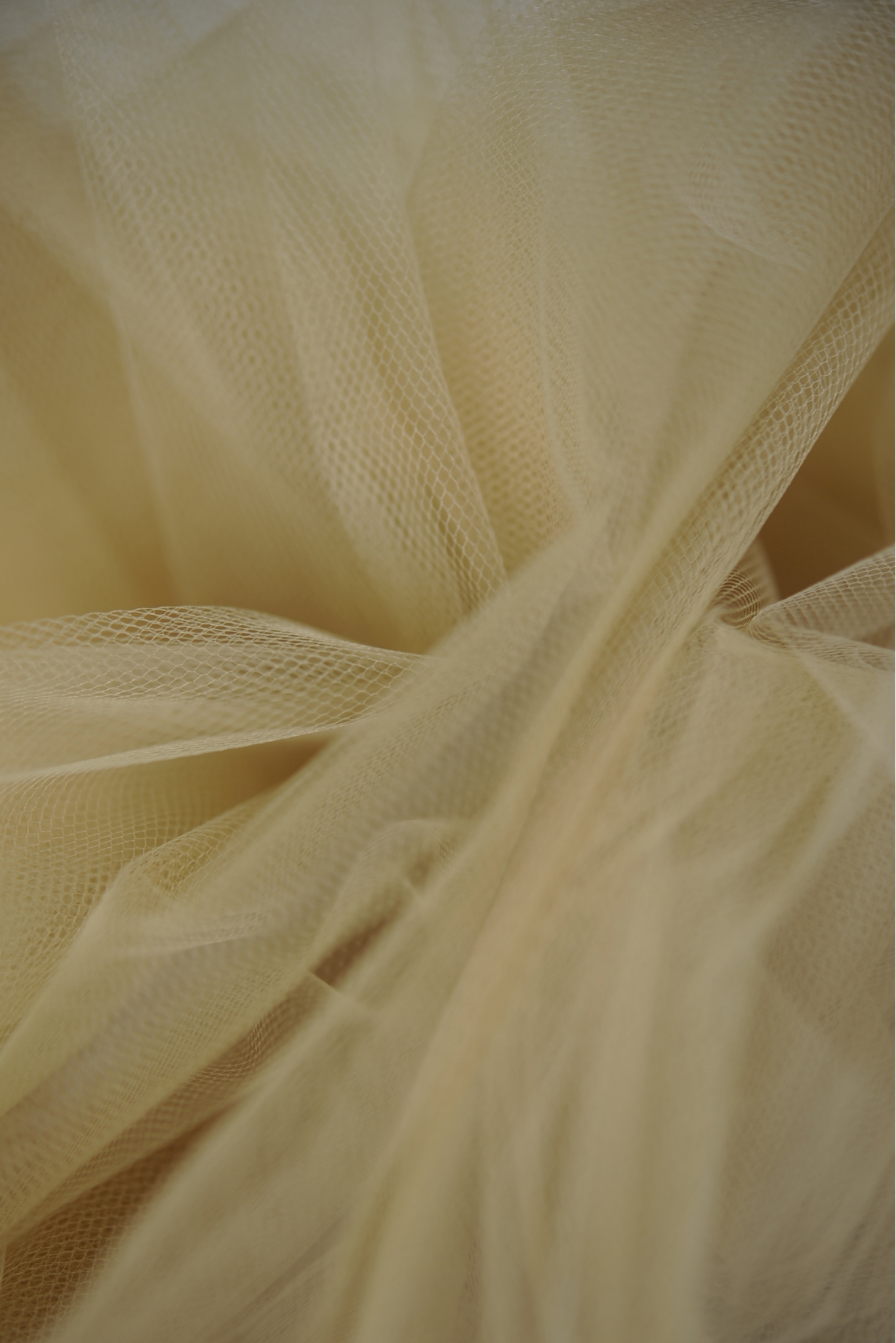 TIUL211 ITALIAN MATT TULLE