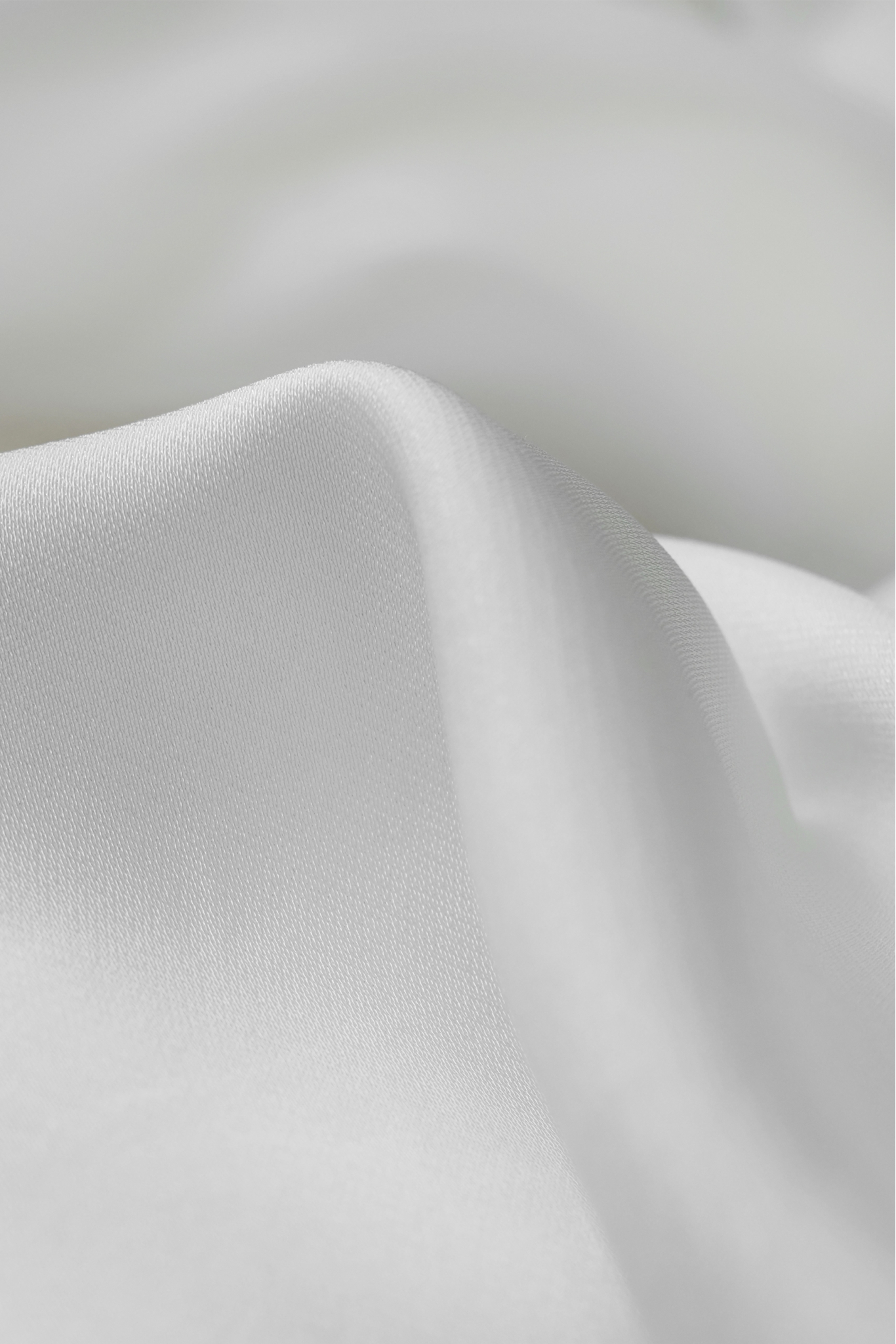 SEMI-SHINY LIGHTWEIGHT CREPE FR066