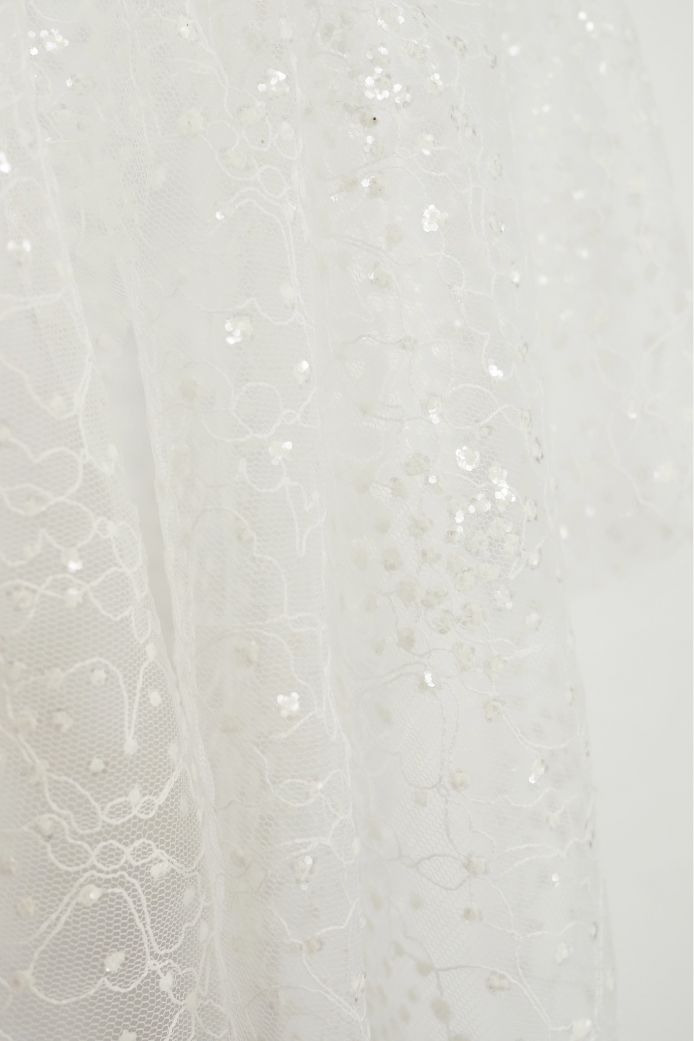 TIUL ZDOBIONY NT208 VT007W