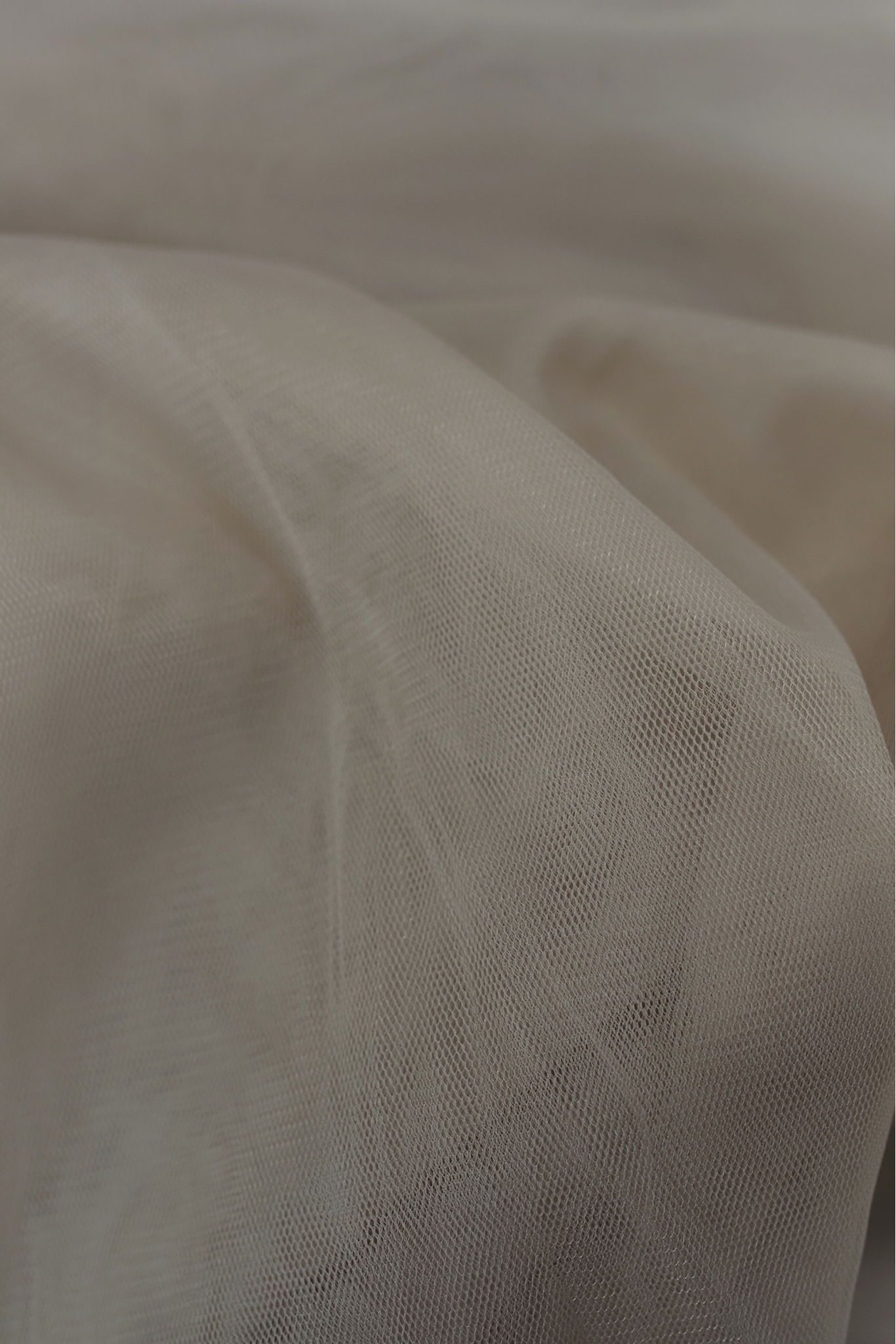 KLEIDER-TÜLL IHAYAL FARBEN