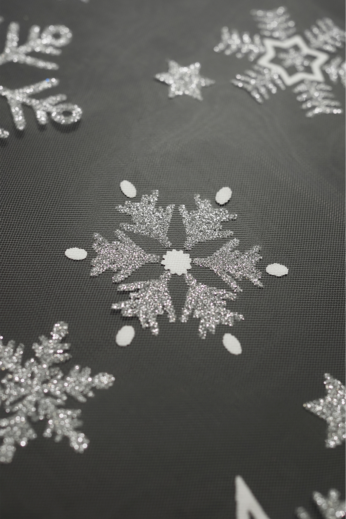 TIUL ŚNIEŻYNKA  J128 OFF WHITE SILVER