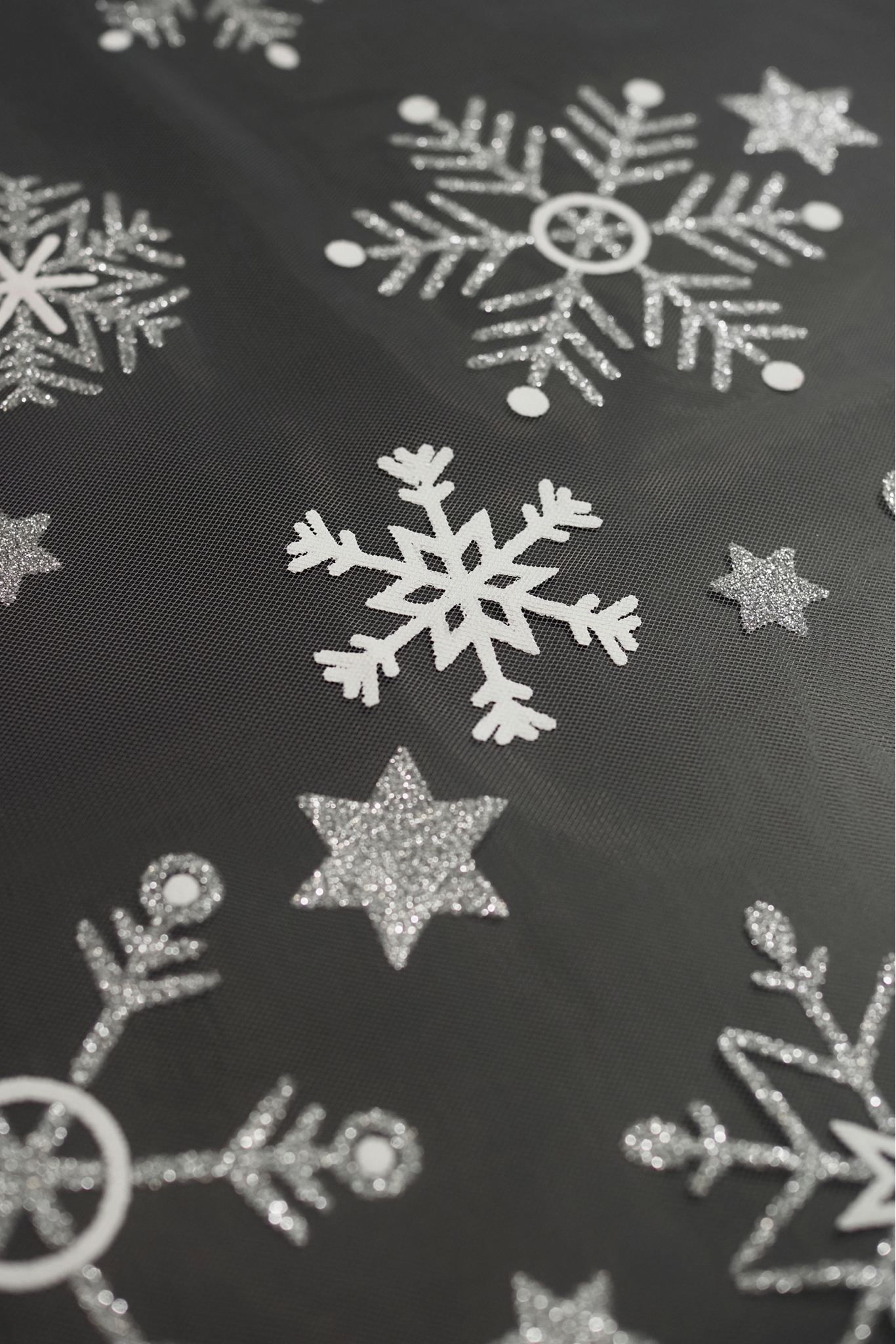 TIUL ŚNIEŻYNKA  J128 OFF WHITE SILVER