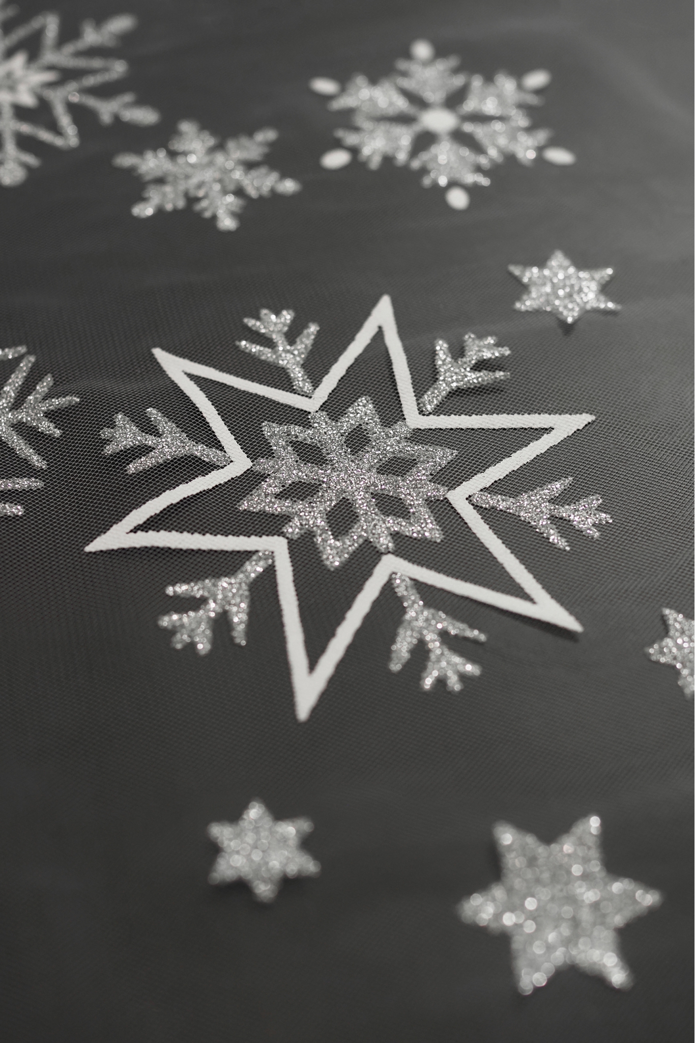 TIUL ŚNIEŻYNKA  J128 OFF WHITE SILVER