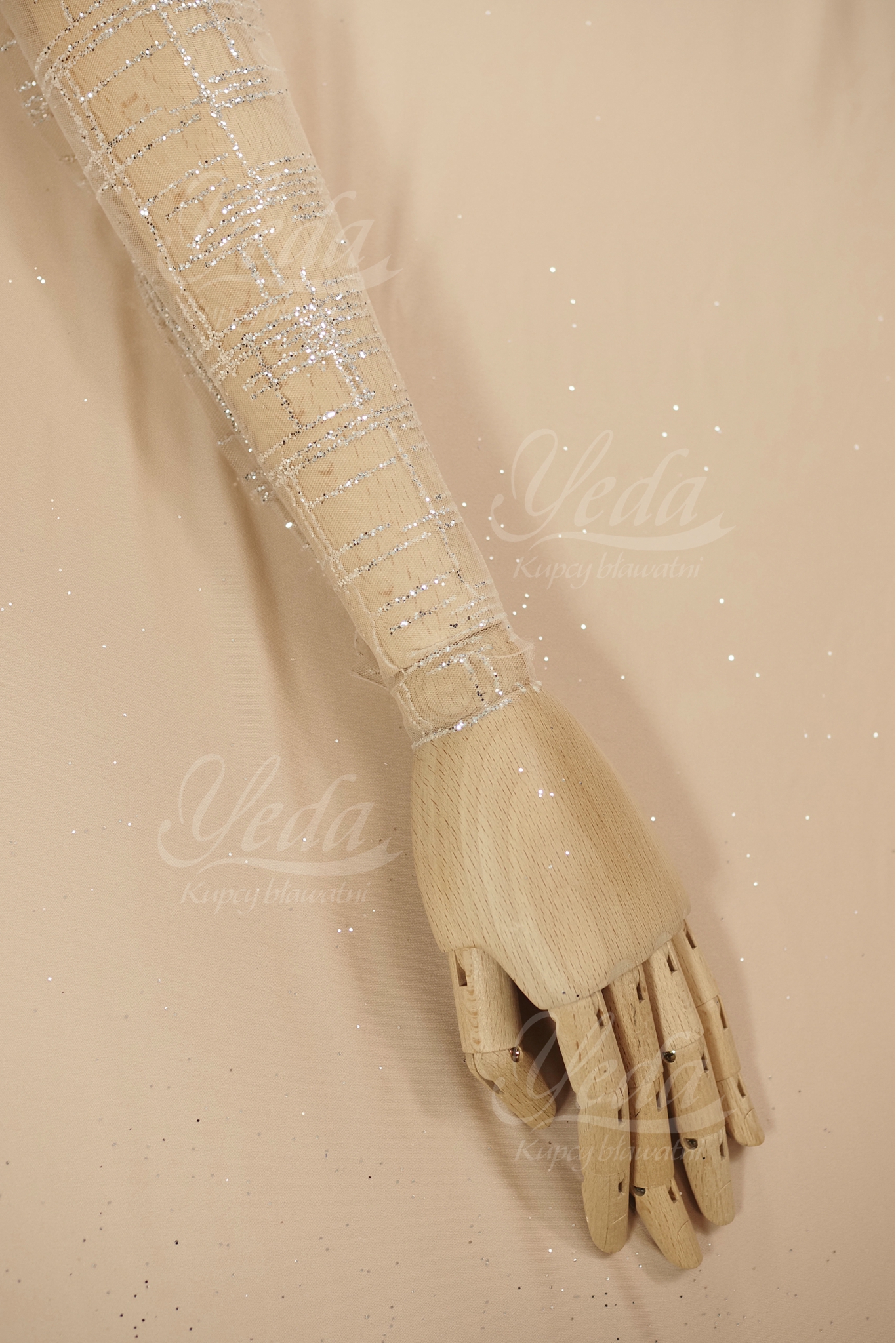 TIUL Z BROKATEM LER140