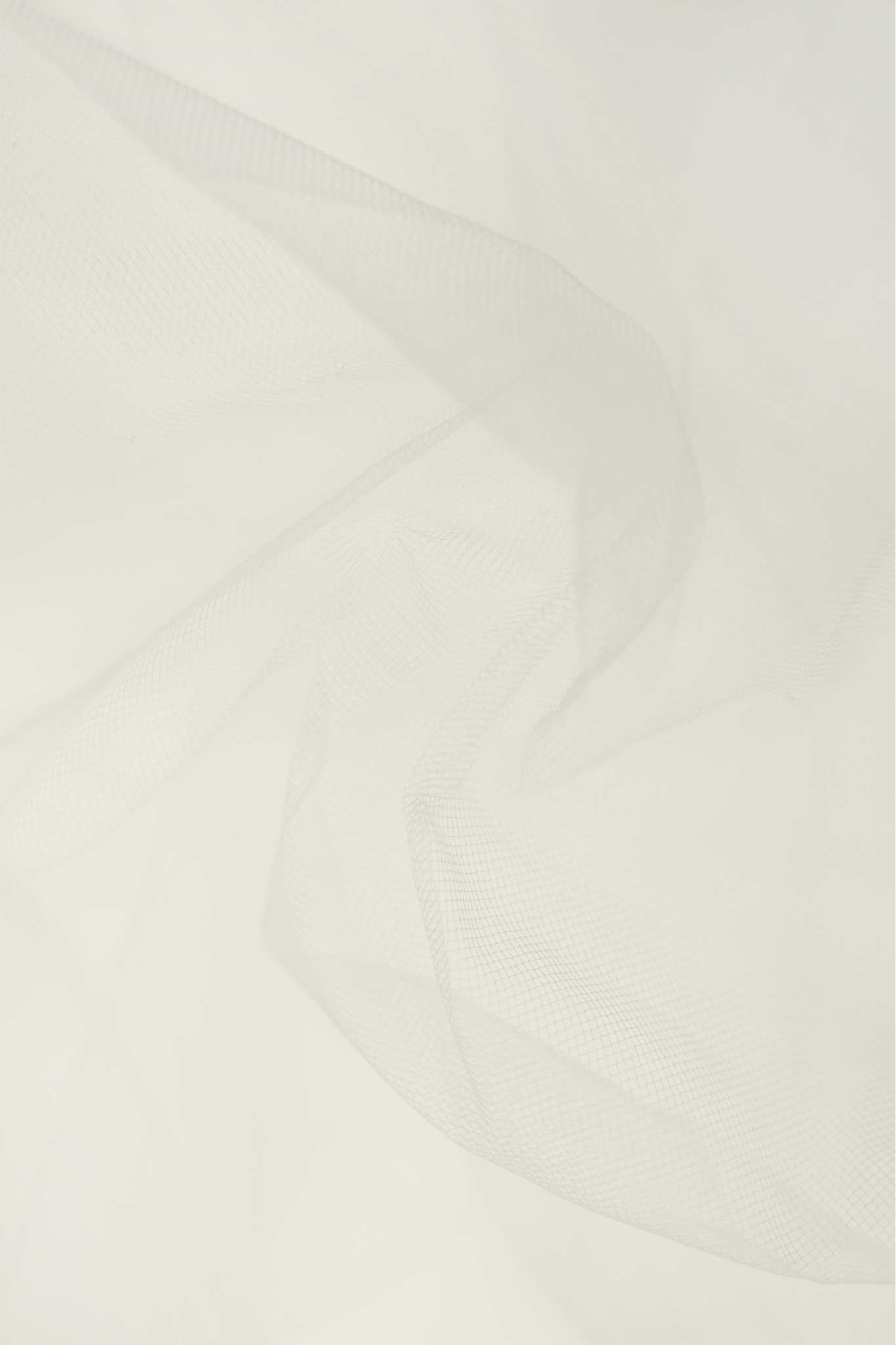 MEDIUM VEIL TULLE N39