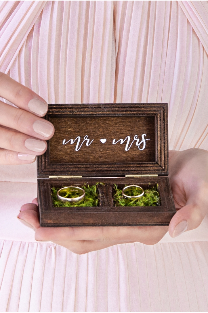 Wooden wedding ring box, 10x5,5cm