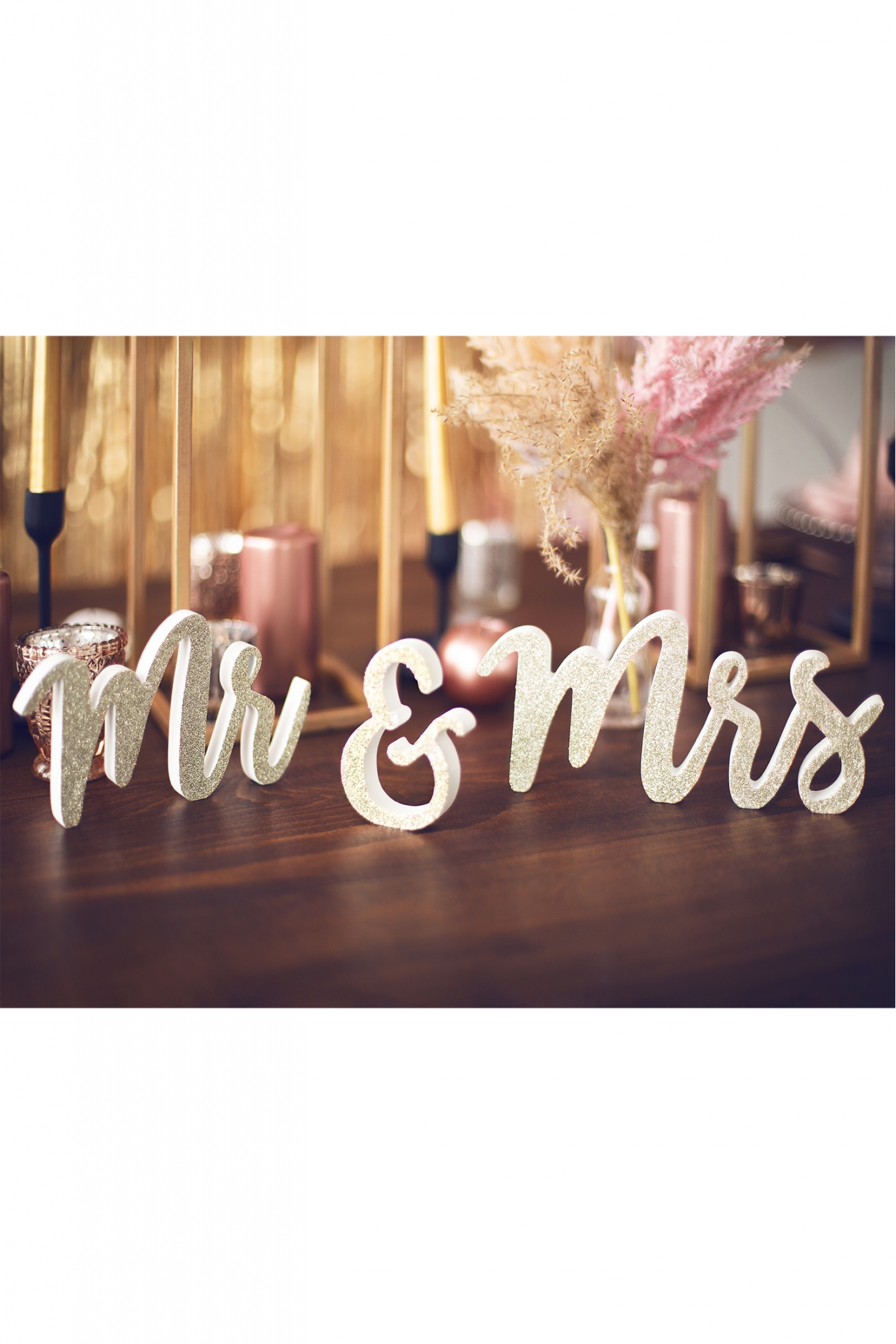 Wooden inscription Mr & Mrs, gold, 50x10cm