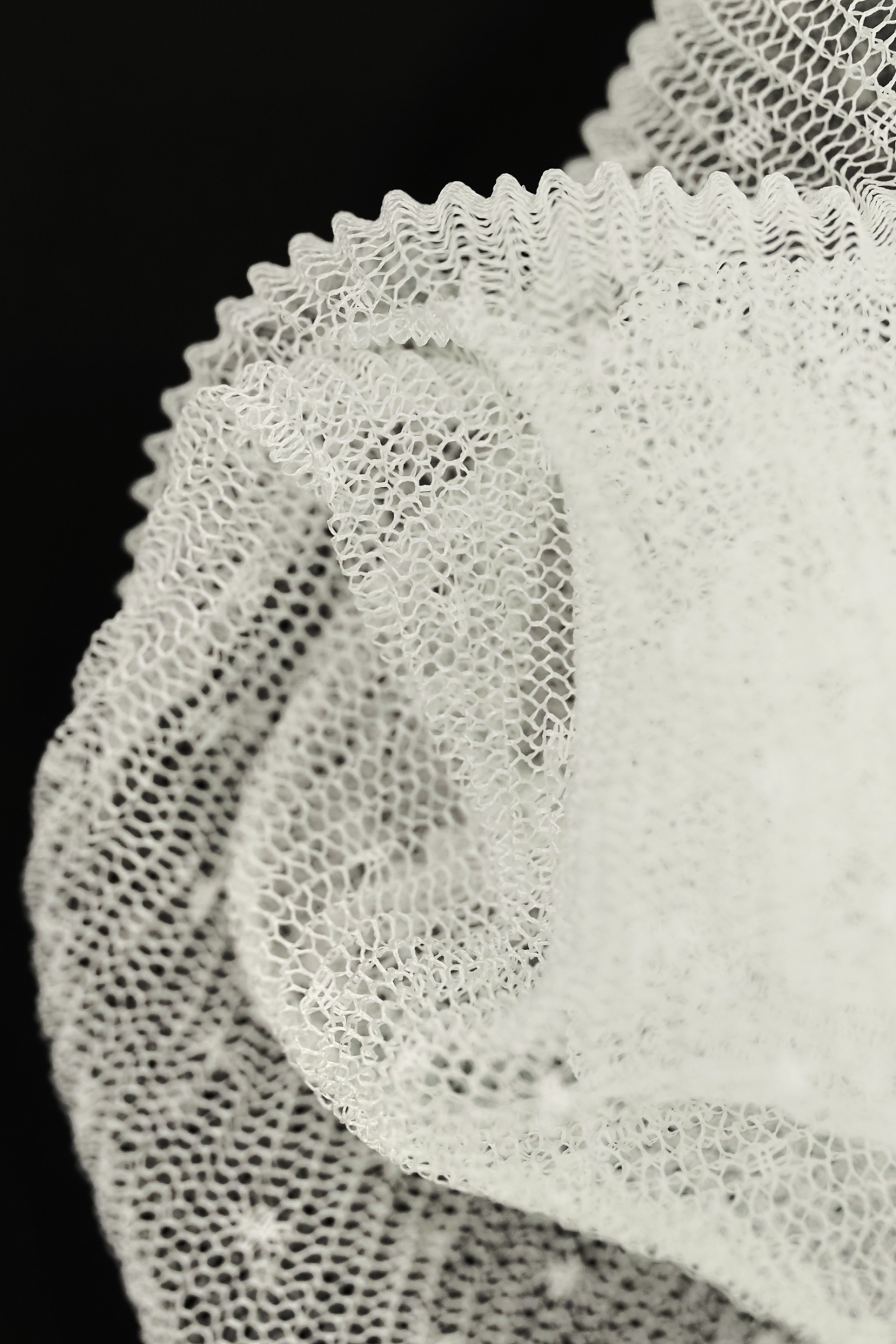 WEICH TÜLL  GEPUNKTET ML 414