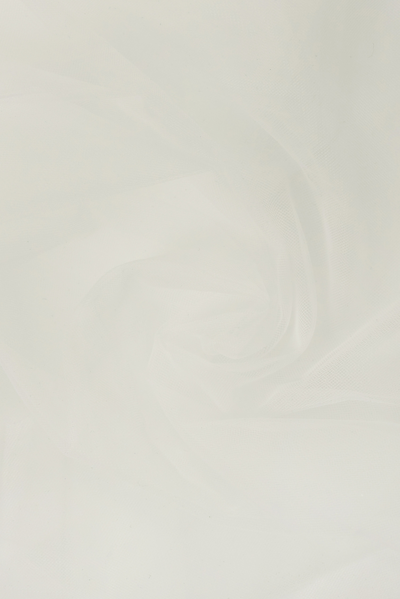 VORIGID MITTEL STEIF-TÜLL GLÄNZEND