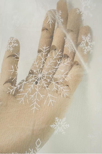 MIĘKKI TIUL ŚNIEŻYNKI TF023 OFF WHITE