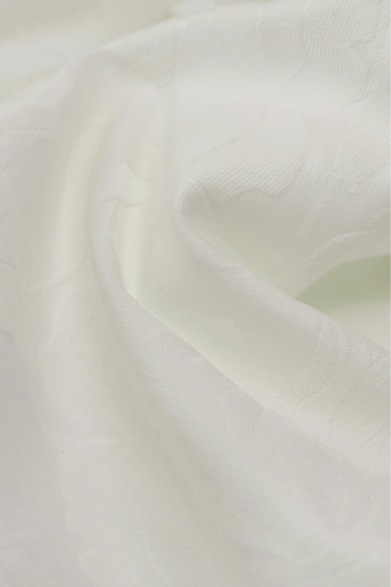 Weiche Satin mit Druck IT4004560