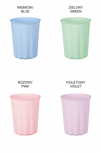 Plastic cups with a frill