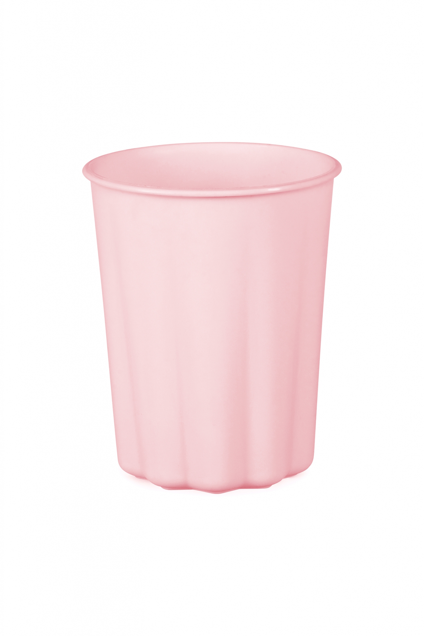 Plastic cups with a frill