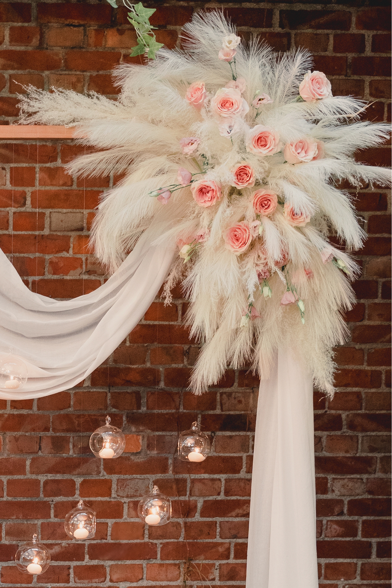 Artificial Pampas Grass 10 x 45 cm