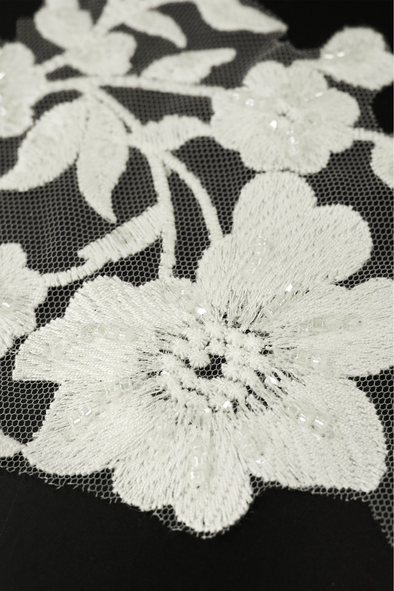 ML709166 PAILLETTEN + PERLEN