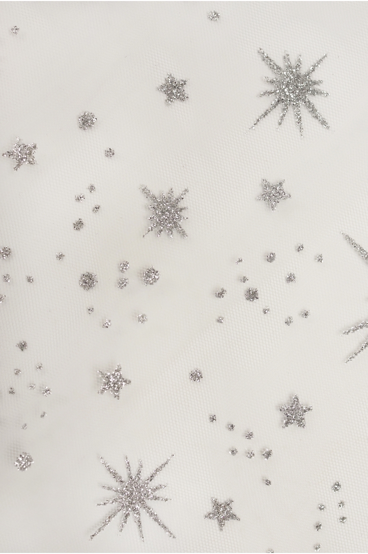 Dekorativer Tüll T3321 – Silberne Glitzersterne