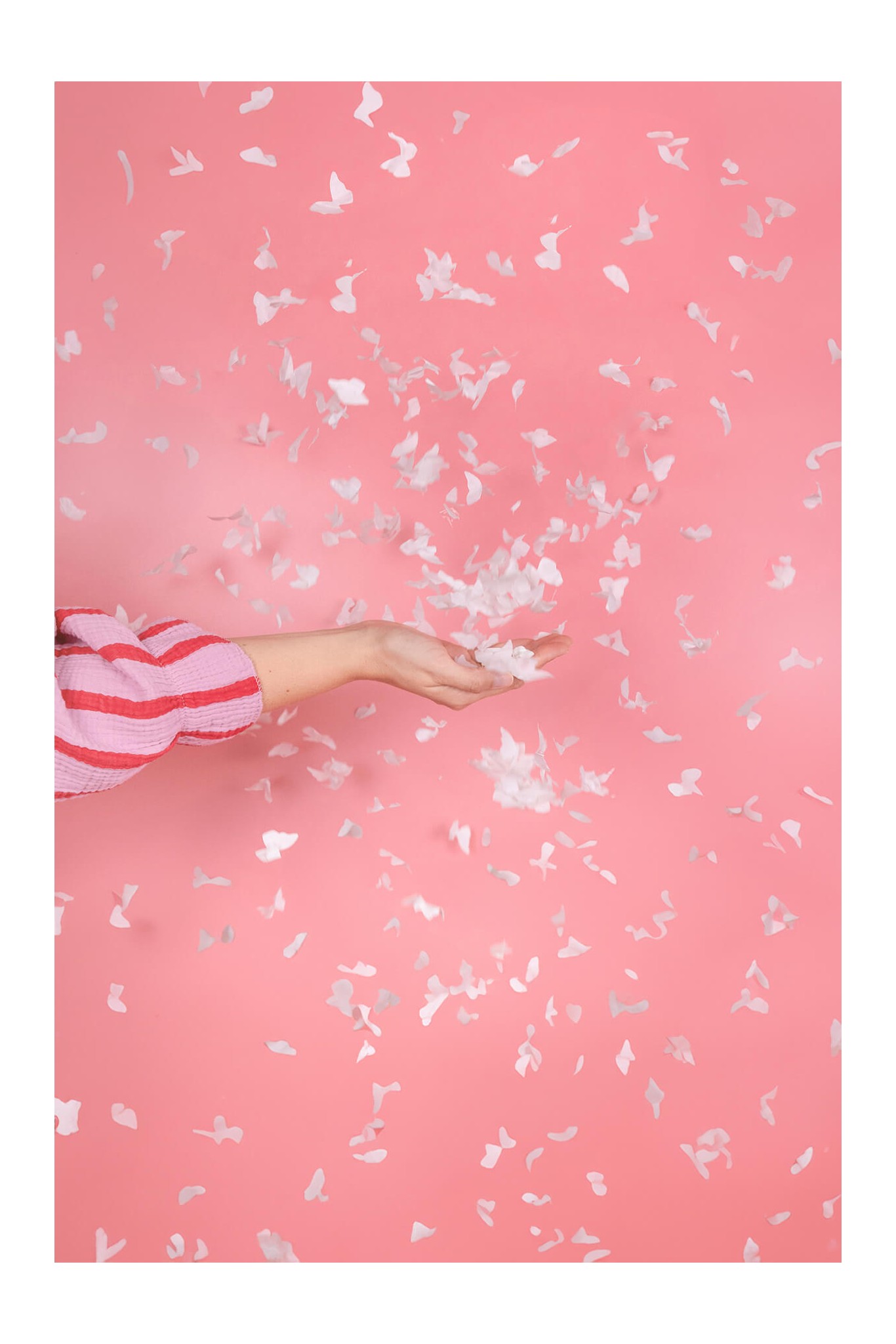 Confetti cannon with butterflies, 20 cm