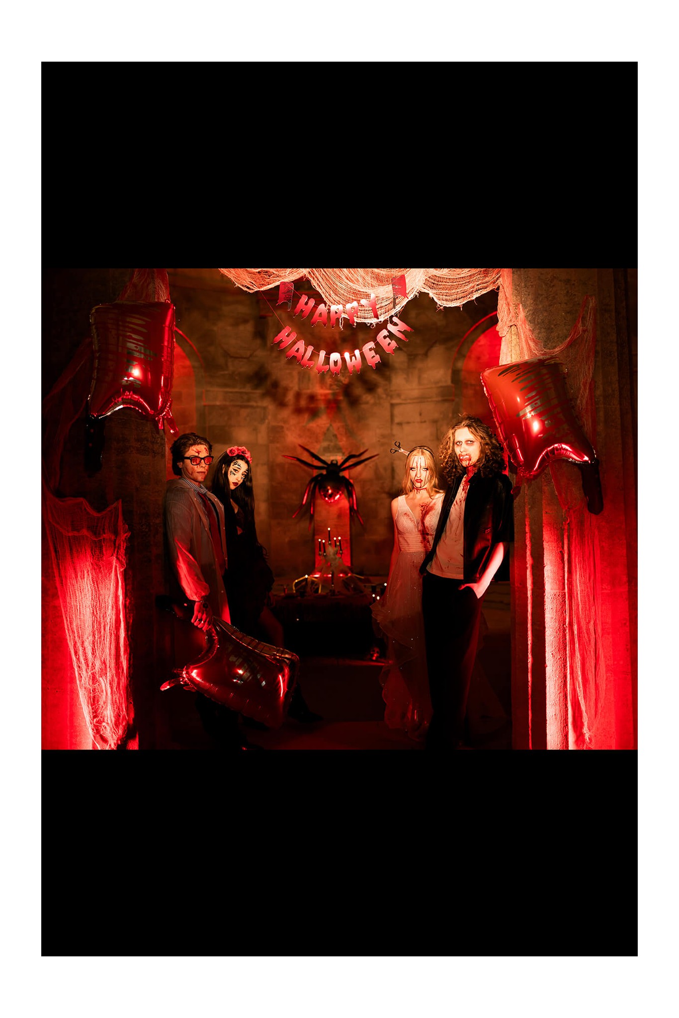 Bloody Cleaver foil balloon, 36.5 x 88.5 cm