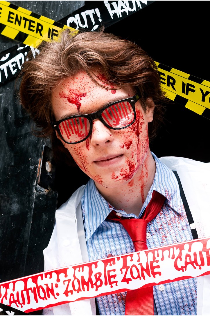 Brille mit Blutspuren