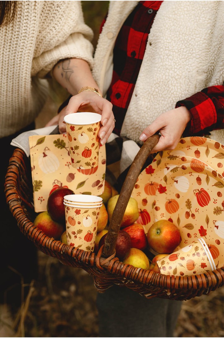 Autumn paper cups with pumpkins and acorns, 250 ml